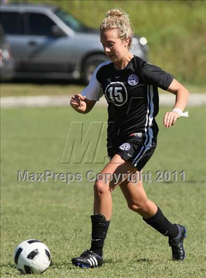Thumbnail 1 in Crockett County @ Sevier County (Sevier County Invitational) photogallery.