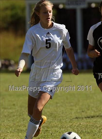 Thumbnail 1 in Crockett County @ Sevier County (Sevier County Invitational) photogallery.
