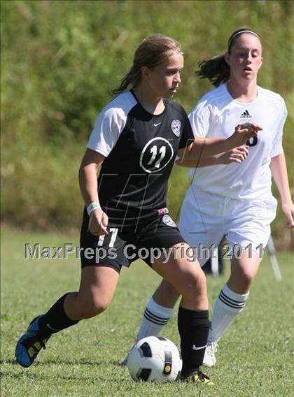 Thumbnail 2 in Crockett County @ Sevier County (Sevier County Invitational) photogallery.