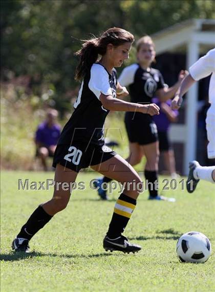 Thumbnail 2 in Crockett County @ Sevier County (Sevier County Invitational) photogallery.