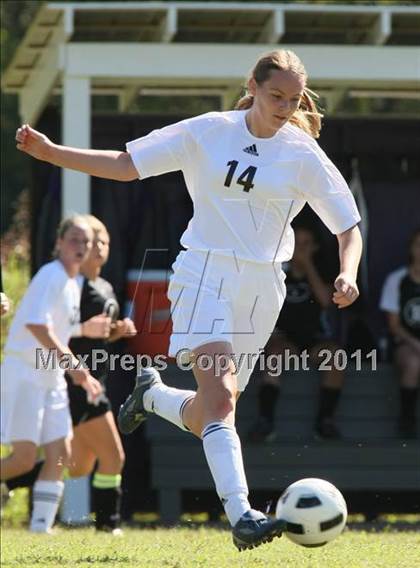 Thumbnail 2 in Crockett County @ Sevier County (Sevier County Invitational) photogallery.
