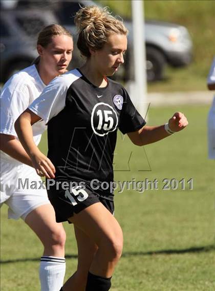 Thumbnail 1 in Crockett County @ Sevier County (Sevier County Invitational) photogallery.