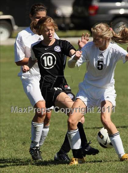 Thumbnail 2 in Crockett County @ Sevier County (Sevier County Invitational) photogallery.