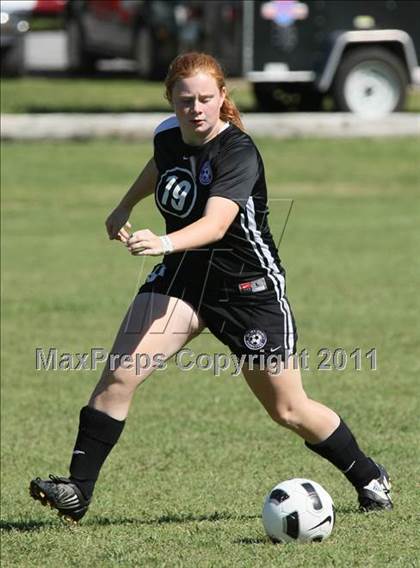 Thumbnail 2 in Crockett County @ Sevier County (Sevier County Invitational) photogallery.