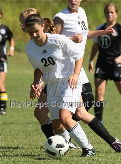 Thumbnail 3 in Crockett County @ Sevier County (Sevier County Invitational) photogallery.