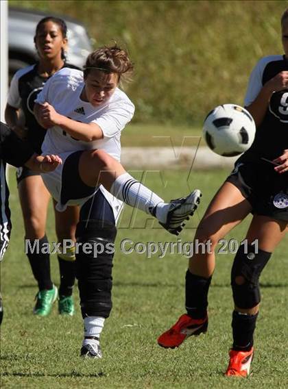 Thumbnail 3 in Crockett County @ Sevier County (Sevier County Invitational) photogallery.