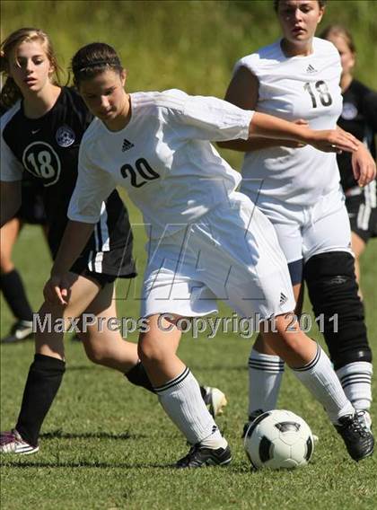 Thumbnail 1 in Crockett County @ Sevier County (Sevier County Invitational) photogallery.