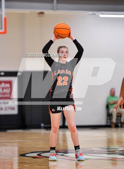 Thumbnail 2 in McGehee vs Lamar (AAA 3A State Playoff second round) photogallery.
