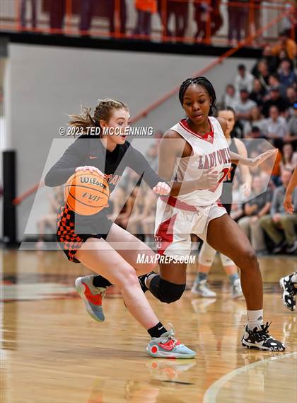Thumbnail 1 in McGehee vs Lamar (AAA 3A State Playoff second round) photogallery.