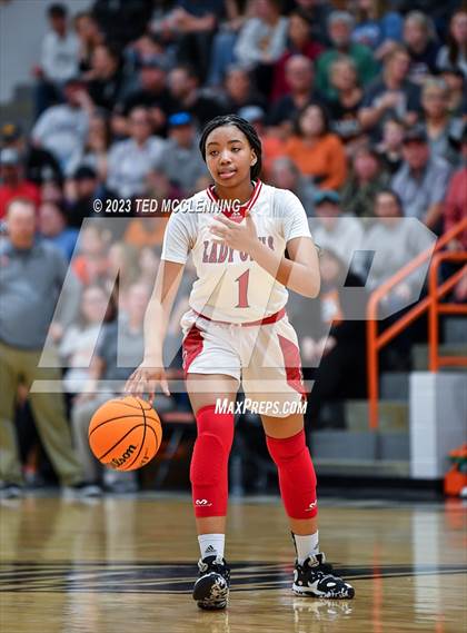 Thumbnail 2 in McGehee vs Lamar (AAA 3A State Playoff second round) photogallery.
