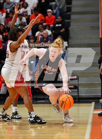 Thumbnail 2 in McGehee vs Lamar (AAA 3A State Playoff second round) photogallery.