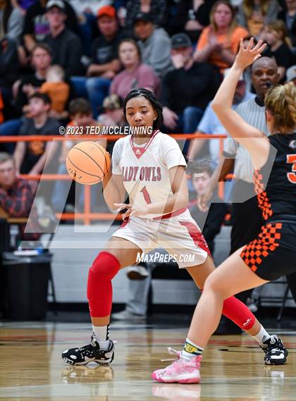 Thumbnail 1 in McGehee vs Lamar (AAA 3A State Playoff second round) photogallery.