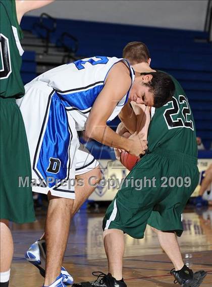 Thumbnail 3 in Dixon vs. Davis (Les Curry Invitational) photogallery.