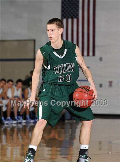 Thumbnail 3 in Dixon vs. Davis (Les Curry Invitational) photogallery.