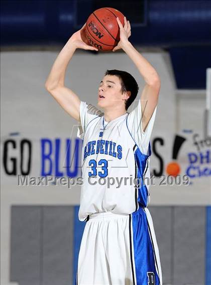 Thumbnail 1 in Dixon vs. Davis (Les Curry Invitational) photogallery.
