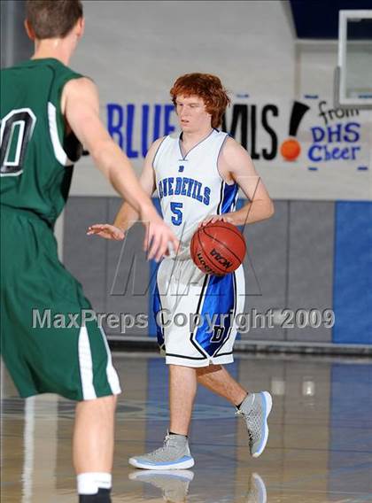Thumbnail 2 in Dixon vs. Davis (Les Curry Invitational) photogallery.
