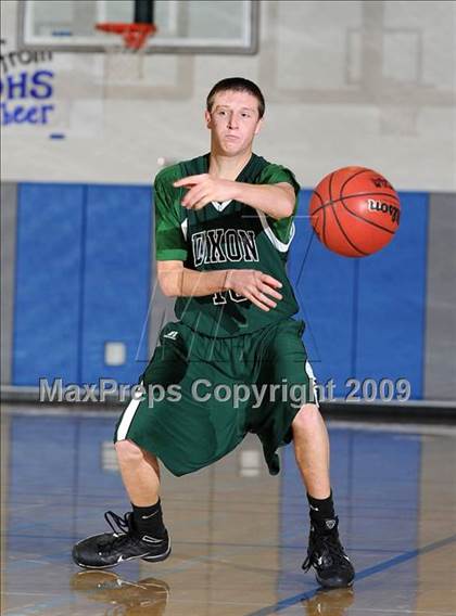 Thumbnail 2 in Dixon vs. Davis (Les Curry Invitational) photogallery.
