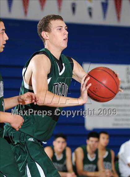 Thumbnail 2 in Dixon vs. Davis (Les Curry Invitational) photogallery.