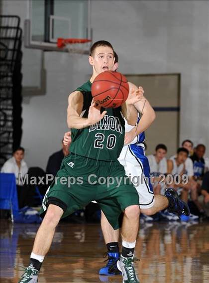 Thumbnail 2 in Dixon vs. Davis (Les Curry Invitational) photogallery.