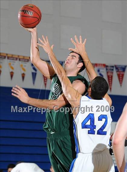 Thumbnail 2 in Dixon vs. Davis (Les Curry Invitational) photogallery.
