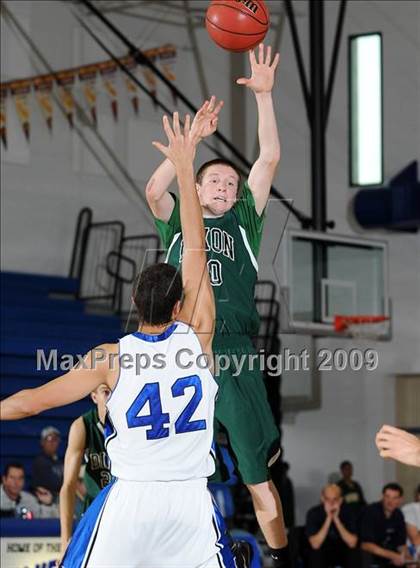 Thumbnail 2 in Dixon vs. Davis (Les Curry Invitational) photogallery.