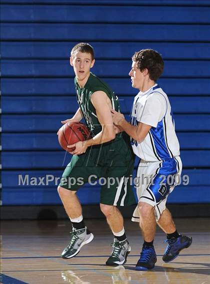 Thumbnail 3 in Dixon vs. Davis (Les Curry Invitational) photogallery.