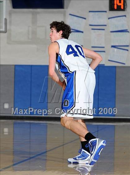 Thumbnail 3 in Dixon vs. Davis (Les Curry Invitational) photogallery.