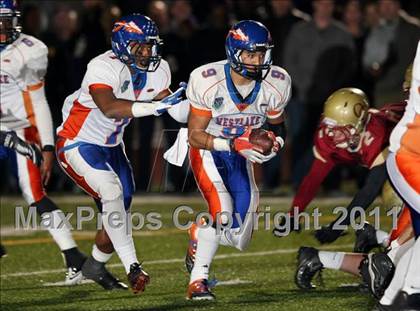 Thumbnail 3 in Westlake vs. Oaks Christian (CIF SS Northern Division Final) photogallery.