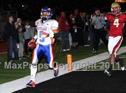 Thumbnail 1 in Westlake vs. Oaks Christian (CIF SS Northern Division Final) photogallery.