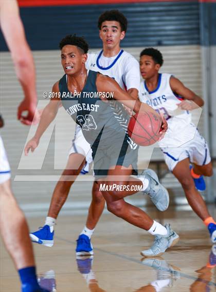 Thumbnail 3 in St. Joseph Notre Dame vs. Clovis East (Opening Tip-Off Marathon) photogallery.