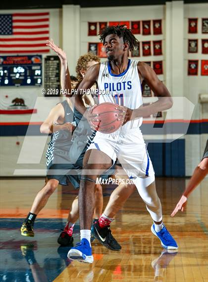Thumbnail 2 in St. Joseph Notre Dame vs. Clovis East (Opening Tip-Off Marathon) photogallery.