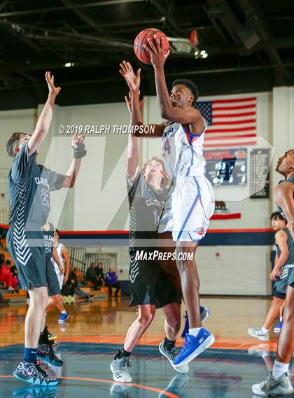 Thumbnail 1 in St. Joseph Notre Dame vs. Clovis East (Opening Tip-Off Marathon) photogallery.