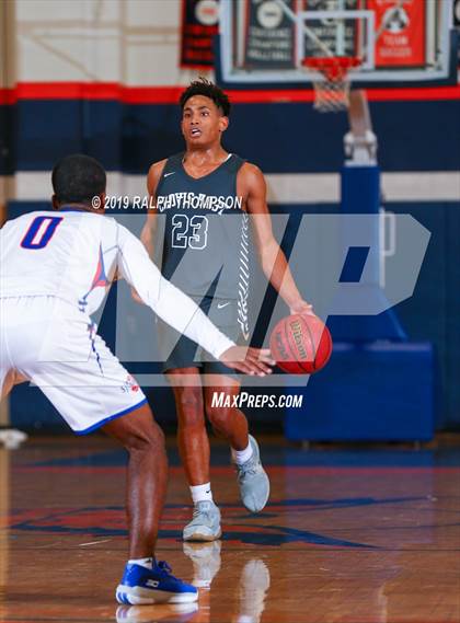 Thumbnail 3 in St. Joseph Notre Dame vs. Clovis East (Opening Tip-Off Marathon) photogallery.