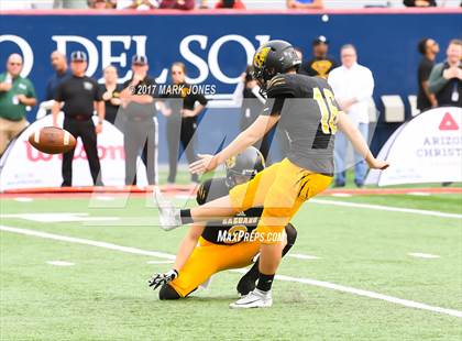 Thumbnail 3 in Salpointe Catholic vs. Saguaro (AIA 4A Final) photogallery.