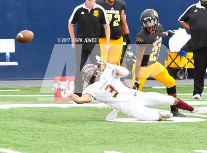 Thumbnail 2 in Salpointe Catholic vs. Saguaro (AIA 4A Final) photogallery.