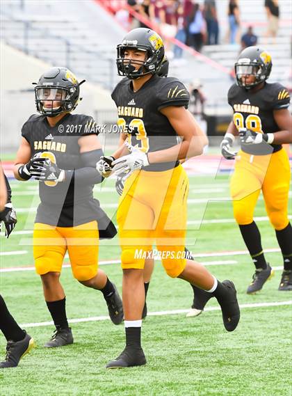 Thumbnail 3 in Salpointe Catholic vs. Saguaro (AIA 4A Final) photogallery.