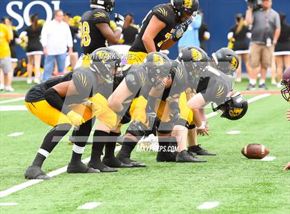 Thumbnail 2 in Salpointe Catholic vs. Saguaro (AIA 4A Final) photogallery.