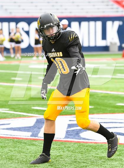 Thumbnail 3 in Salpointe Catholic vs. Saguaro (AIA 4A Final) photogallery.