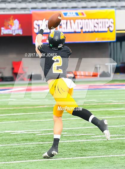 Thumbnail 3 in Salpointe Catholic vs. Saguaro (AIA 4A Final) photogallery.