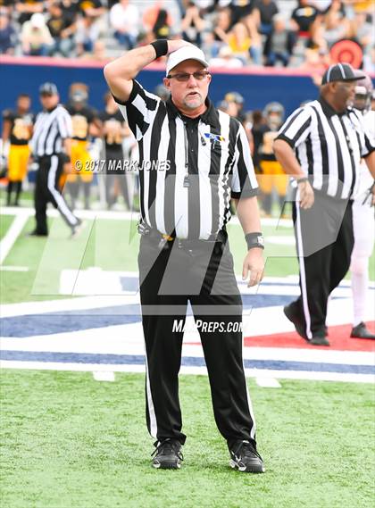 Thumbnail 2 in Salpointe Catholic vs. Saguaro (AIA 4A Final) photogallery.