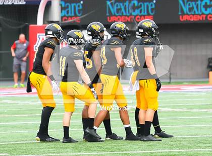 Thumbnail 3 in Salpointe Catholic vs. Saguaro (AIA 4A Final) photogallery.