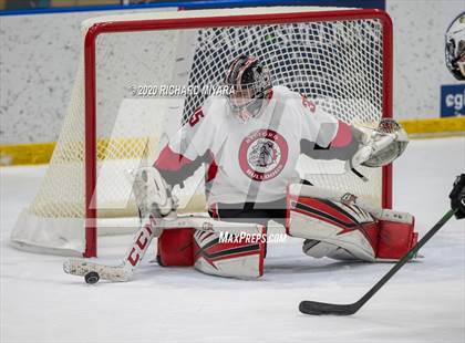 Thumbnail 3 in Bedford vs. Bishop Guertin (NHIAA D1 Semifinal) photogallery.