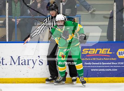 Thumbnail 3 in Bedford vs. Bishop Guertin (NHIAA D1 Semifinal) photogallery.