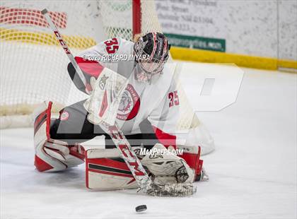 Thumbnail 2 in Bedford vs. Bishop Guertin (NHIAA D1 Semifinal) photogallery.