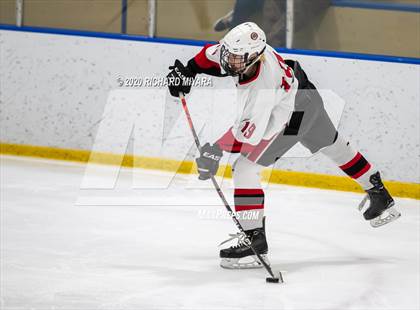 Thumbnail 2 in Bedford vs. Bishop Guertin (NHIAA D1 Semifinal) photogallery.