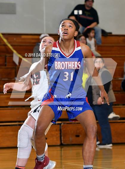 Thumbnail 2 in Christian Brothers vs. Lincoln (St. Mary's Stockton MLK Showcase) photogallery.