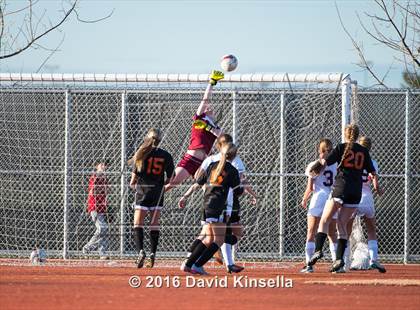 Thumbnail 2 in Roseville vs. Whitney photogallery.