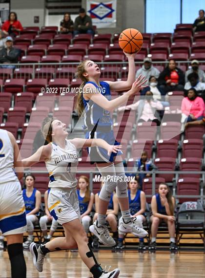 Thumbnail 3 in Kingston vs. Mammoth Spring (AAA 1A Semi-Final) photogallery.