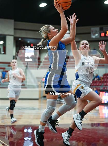 Thumbnail 2 in Kingston vs. Mammoth Spring (AAA 1A Semi-Final) photogallery.
