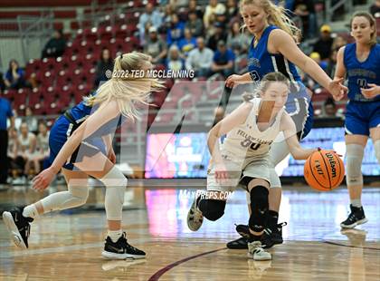 Thumbnail 3 in Kingston vs. Mammoth Spring (AAA 1A Semi-Final) photogallery.